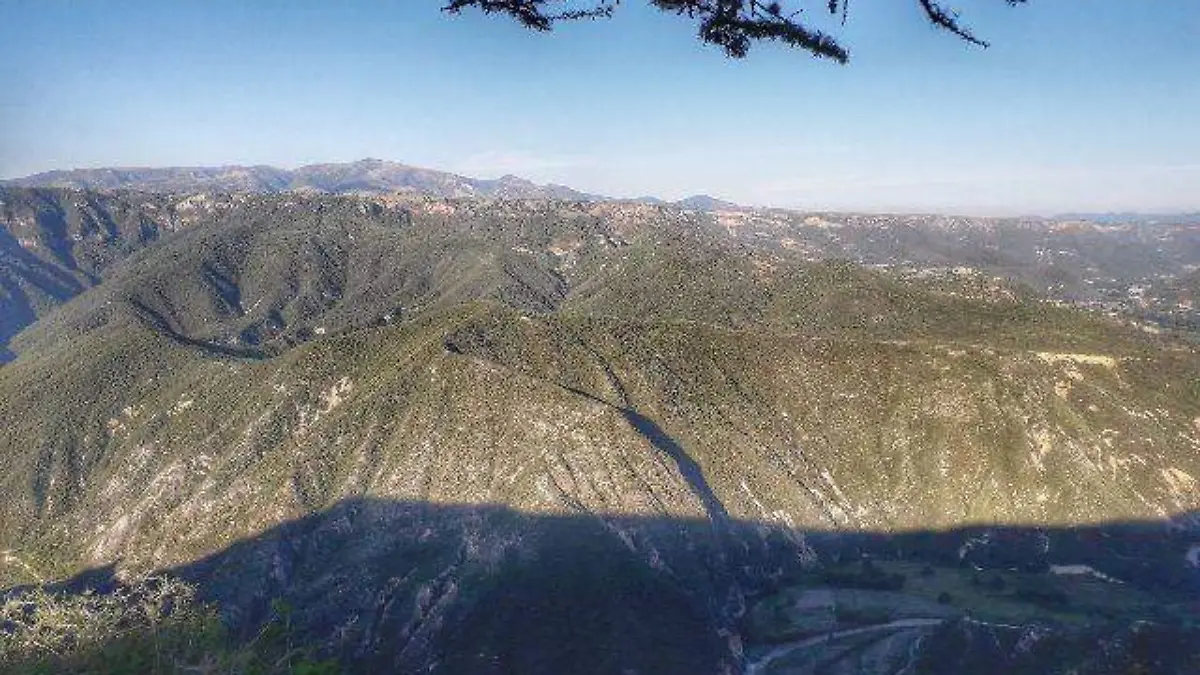 Peña del Aire desde las alturas